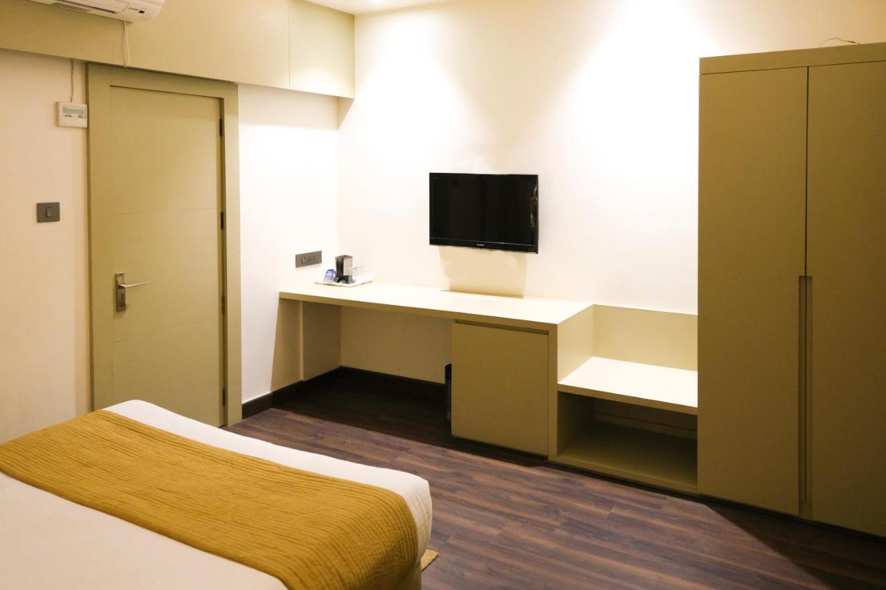 The Wallflower Hotel Kota  Ngoại thất bức ảnh