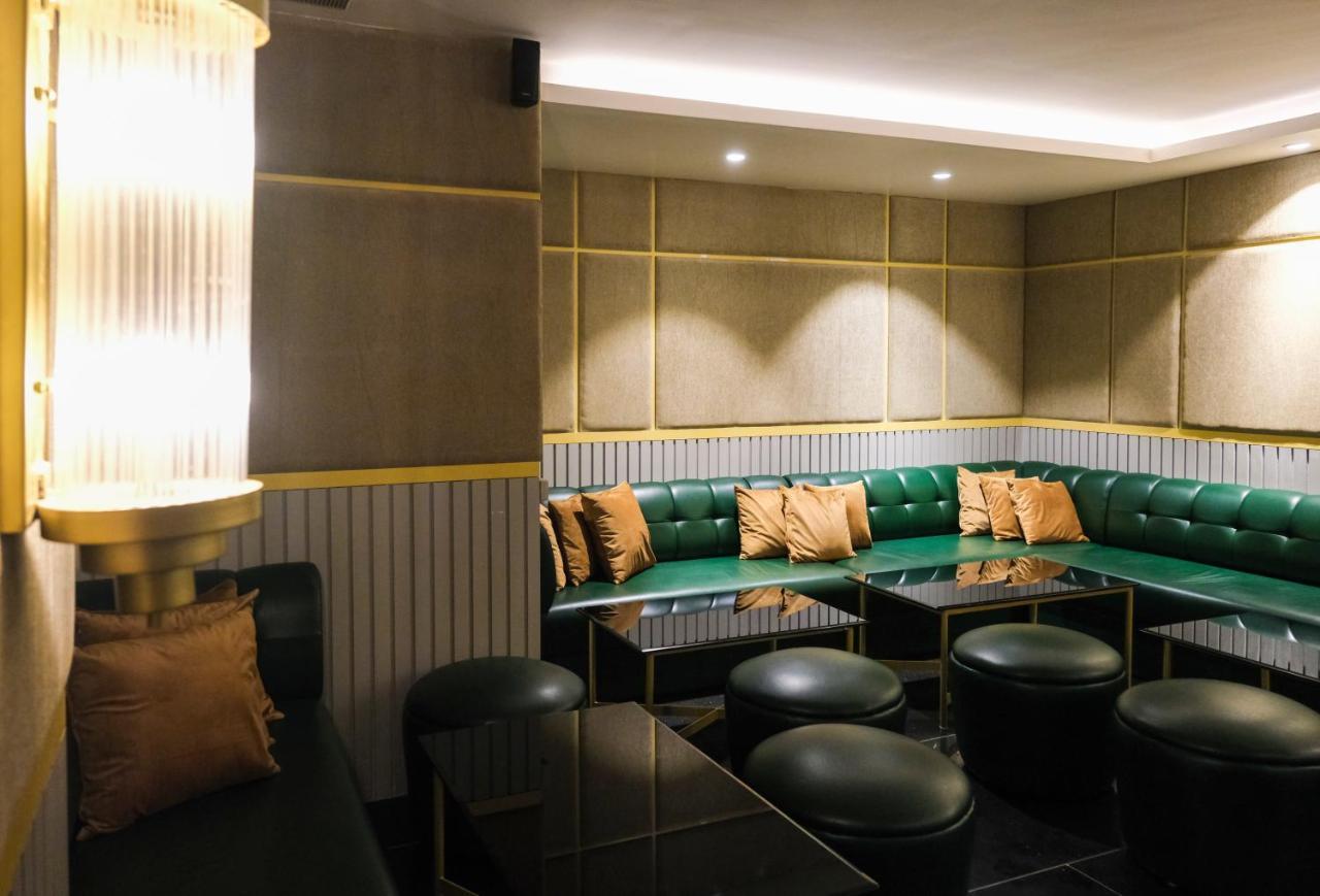 The Wallflower Hotel Kota  Ngoại thất bức ảnh